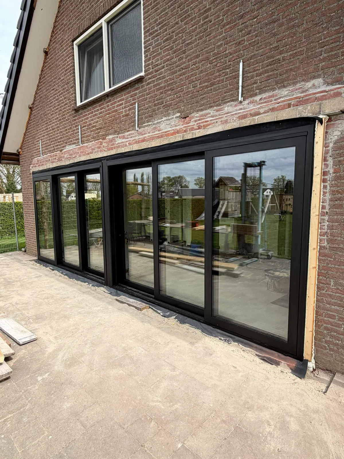 Kozijnen plaatsen en onderhouden door RG Schilderwerk